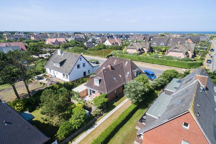 Ganze Wohnung, Modern eingerichtetes 1-Raum Appartement "Pure Nordic" im Herzen Wenningstedts. in Nordfriesische Inseln (Schleswig-Holstein) (Schleswig-Holstein), Wenningstedt