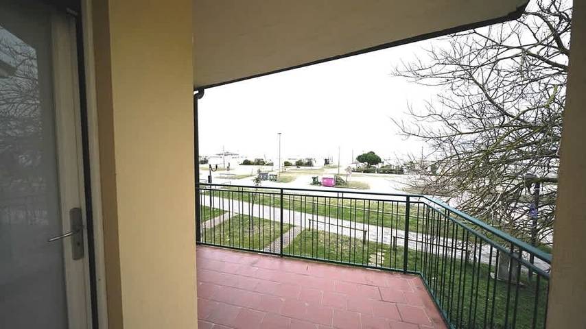 Seafront Villa with Private Garden in Lido degli Estensi, Comacchio