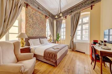 Maison d’hôte pour 2 personnes, avec terrasse et vue dans Syros