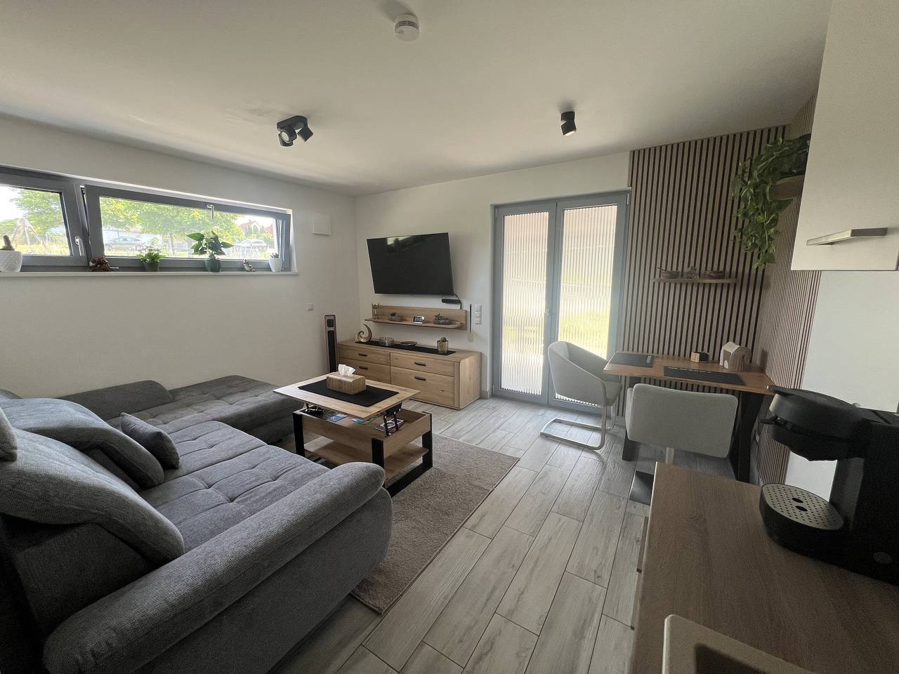 Ganze Wohnung, Ferienwohnung "P Und P Deluxe" mit privater Terrasse und Wlan in Muhr am See, Fränkisches Seenland