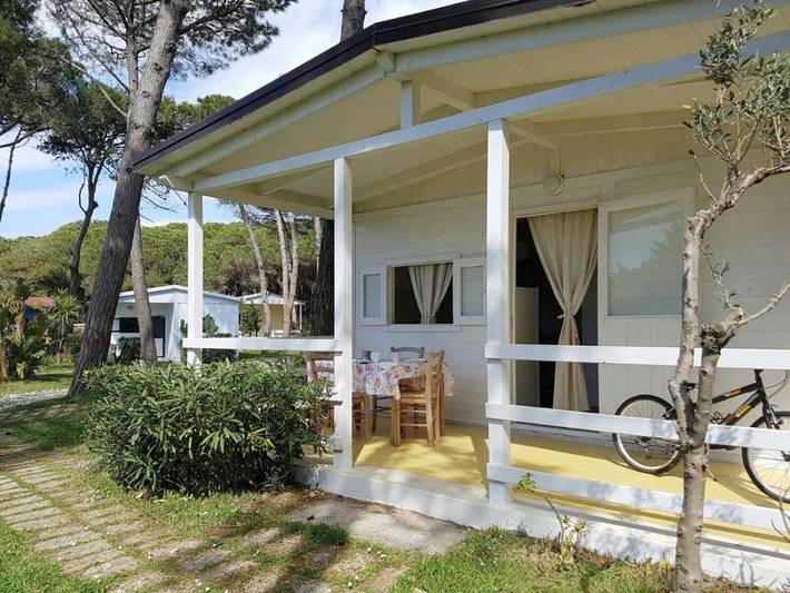 Glamping per 4 persone, con panorama e piscina nonché giardino in Cilento