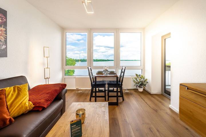 Ferienwohnung für 2 Personen, mit Balkon und Seeblick in Ammerland - 2