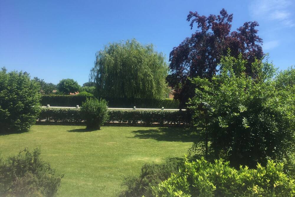 Renovated stone house in Yvrac, Bordeaux und Umgebung