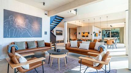 Ferienhaus für 16 Personen, mit Sauna und Balkon sowie Garten und Whirlpool in Garz