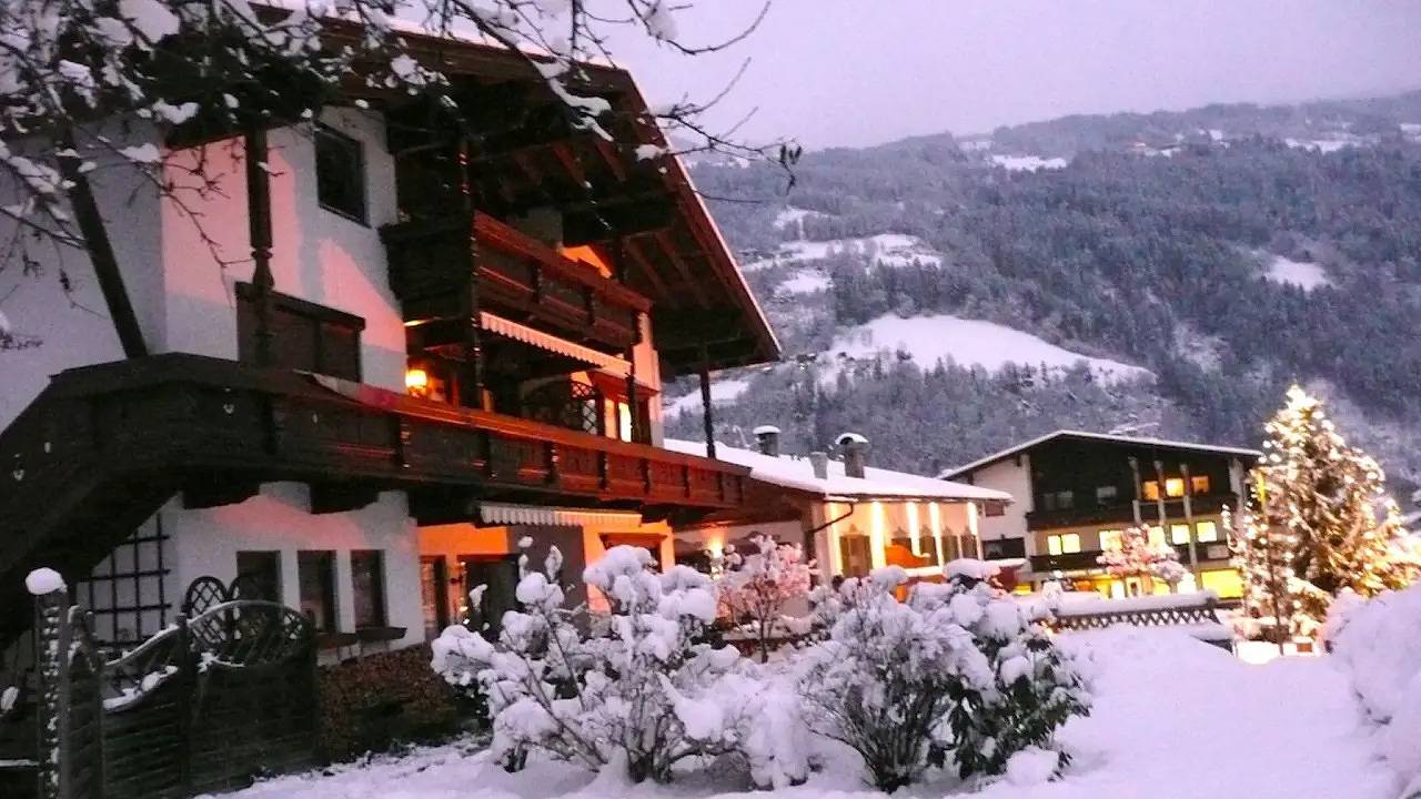 Ganze Ferienwohnung, Ferienwohnung für 6 Personen (80 m²) in Aschau im Zillertal in Tuxer Alpen, Aschau im Zillertal