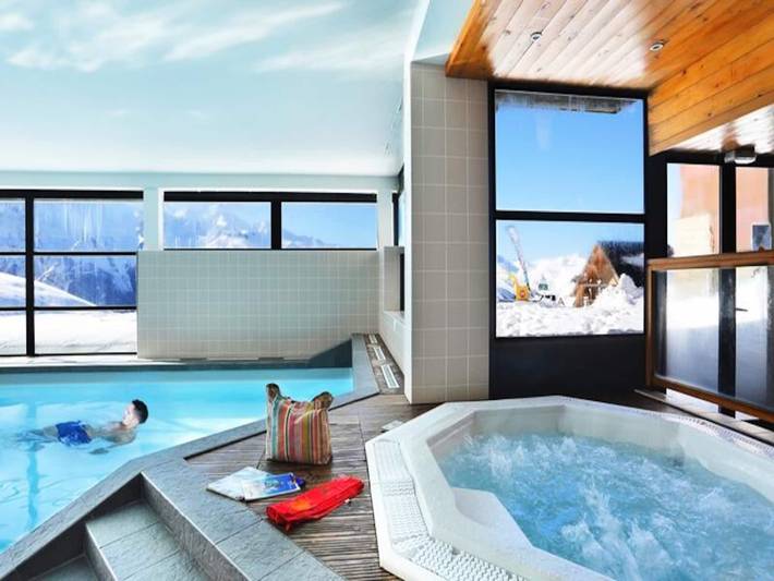 Chalet pour 6 personnes, avec sauna et piscine, animaux acceptés à Peyragudes - 4
