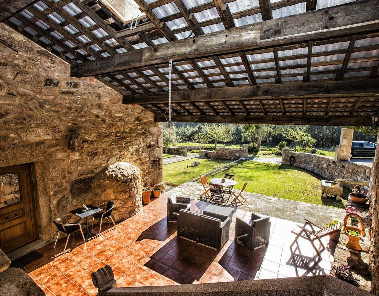 Holiday home for 12 people with garden in Camariñas, Costa da Morte