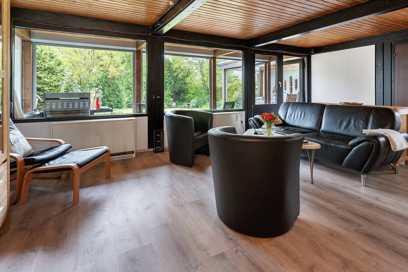 Bungalow 'Nordschwarzwald' avec terrasse privée, jardin privé et Wi-Fi in Neuhausen, Forêt Noire du Nord