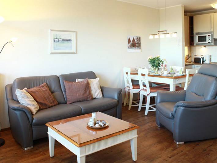 Ferienwohnung für 4 Personen, mit Terrasse und Sauna sowie Seeblick in Kühlungsborn - 2