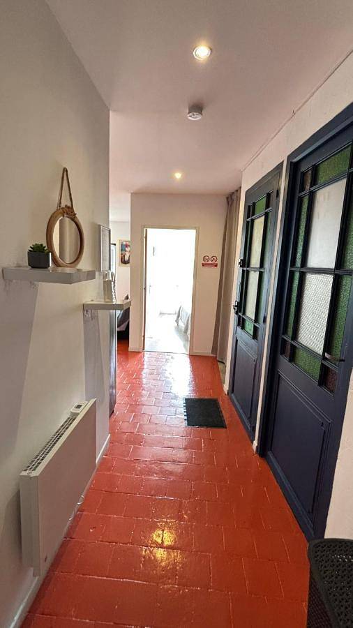 Gîte pour 5 personnes, avec vue à Maury - 4