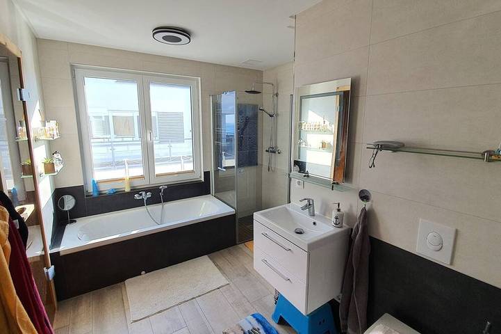 Ferienhaus für 6 Personen, mit Garten und Whirlpool sowie Sauna in Bitterfeld-Wolfen - 4