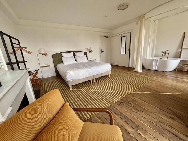 Hôtel pour 2 personnes, avec jardin et vue, animaux acceptés à Benais - 4