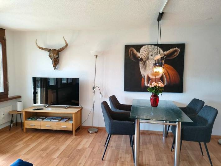 Gîte pour 4 personnes, avec terrasse et vue ainsi que piscine et vue sur le lac à Gersau - 3