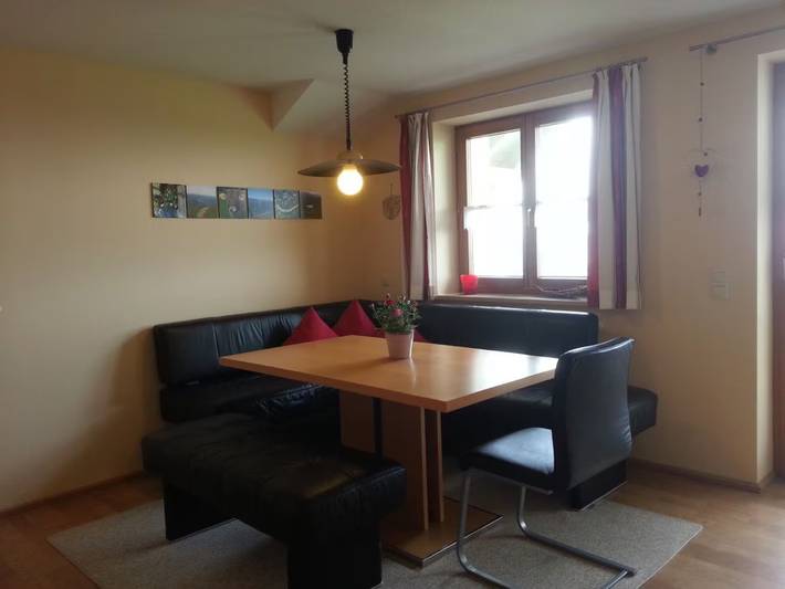 Ferienwohnung für 2 Personen, mit Balkon in Stiefenhofen - 2