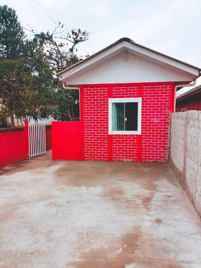 Casas e apartamentos de temporada para 8 pessoas, com jardim e terraço, adaptado a crianças em Itapoá