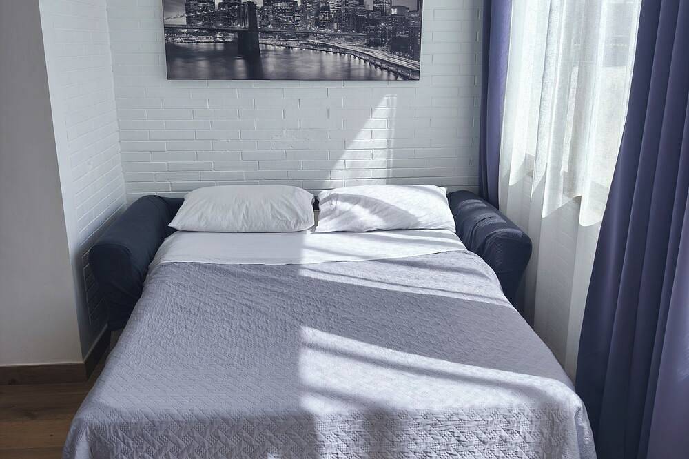 2 minutes from the sea and all services. 9 minutes by car from the airport in Fiumicino, Rom Provinz
