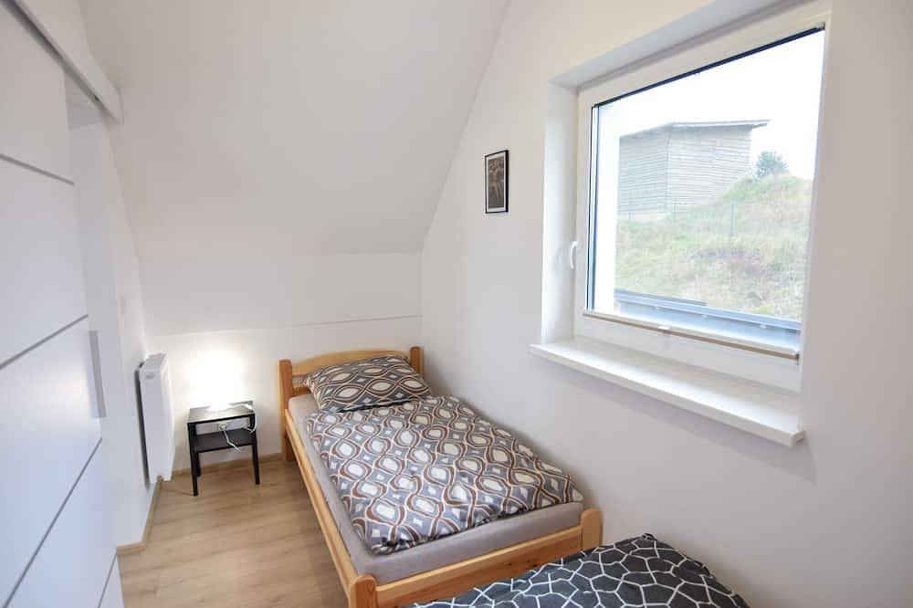 Ferienhaus am Kiedrowickie See mit Boot in Polnische Ostsee