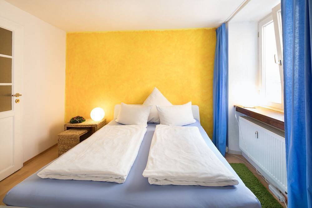 Ganze Wohnung, Gemütliche Ferienwohnung in der Innenstadt in Landshut, Ostbayern