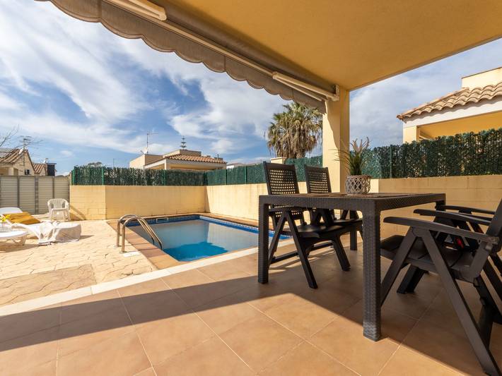 Maison de vacances pour 6 personnes à Riumar