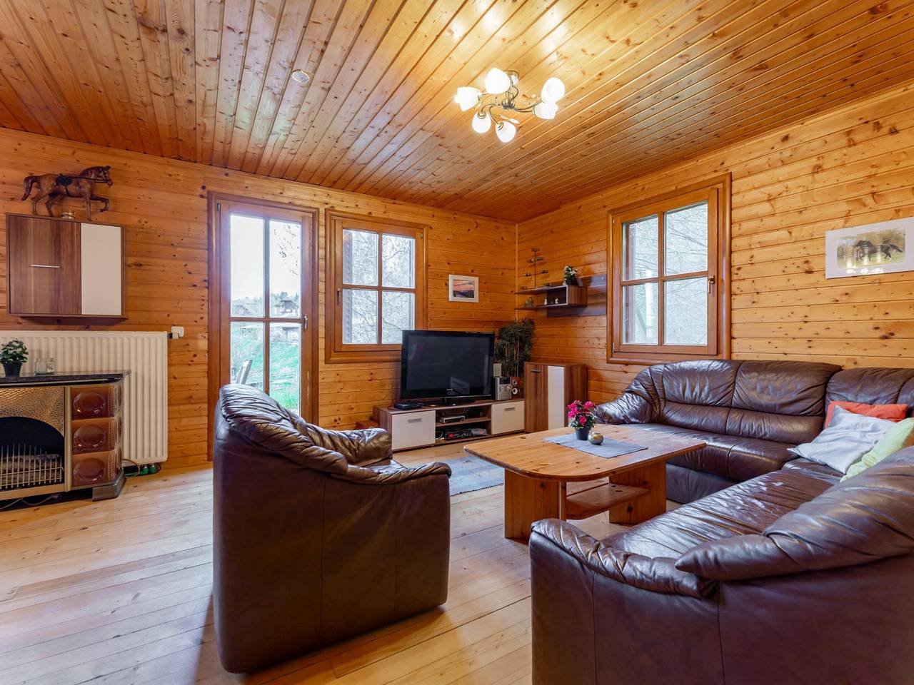 Ganze Wohnung, Ferienwohnung mit Terrasse auf einem Landgut in Liebenfels, Mittelkärnten