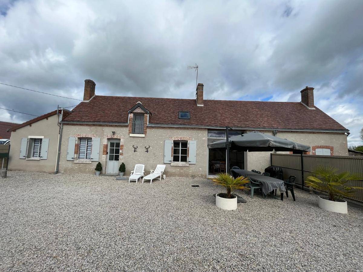 Three-Bedroom House in Thoury (Loir-et-Cher), Sologne