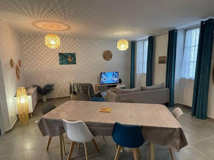 Location de vacances pour 2 personnes, avec terrasse, animaux acceptés à Montbard