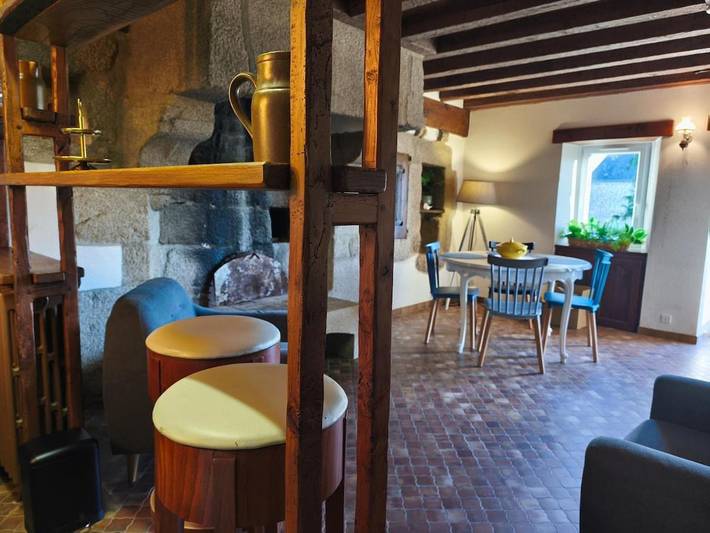 Location de vacances pour 4 personnes, avec jardin dans Saint-Marc-le-Blanc - 2