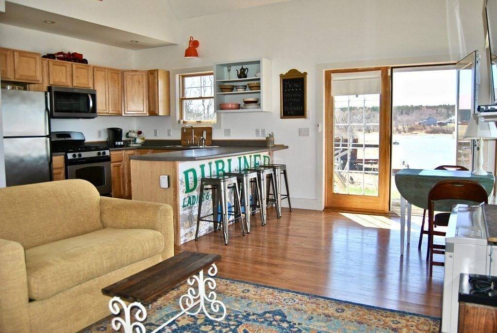 Frisky Fish Cottage auf dem Wasser in Washington County (Maine)