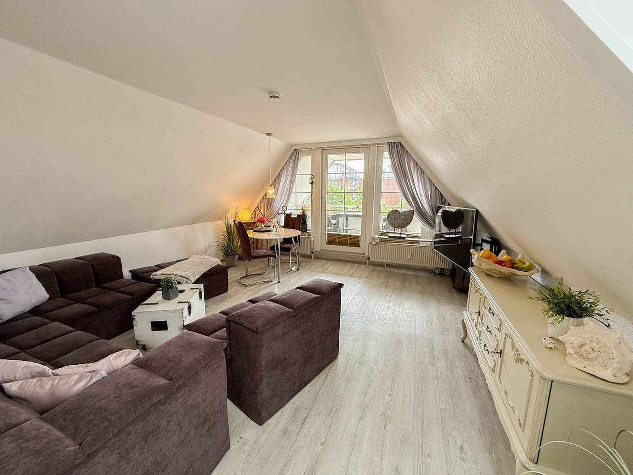 Ganze Ferienwohnung, An de Warft - Ferienwohnung mit Balkon im Zentrum von Büsum in Hafen Büsum, Büsum