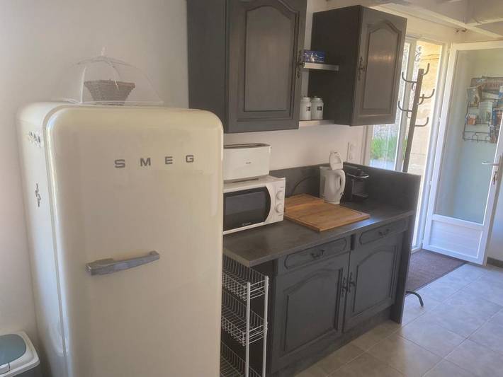 Location de vacances pour 4 personnes, avec jardin ainsi que vue et piscine à Faleyras - 3