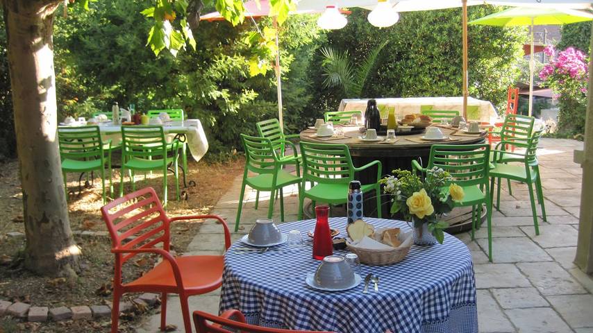 Chambre d’hôte pour 2 personnes, avec jardin, animaux acceptés dans le Var - 4