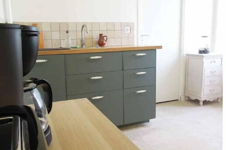 Gîte pour 4 personnes, avec jardin à Chelun