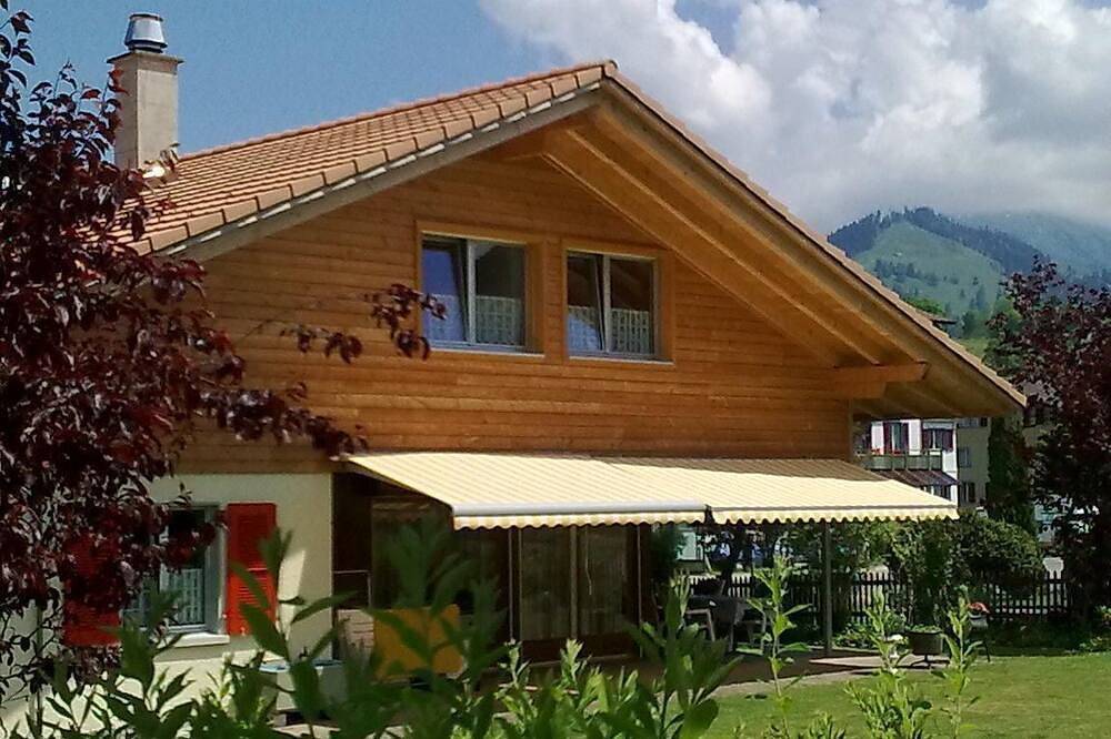 Ferienhaus Aeschi b. Spiez für 1 - 6 Personen mit 3 Schlafzimmern - Ferienhaus in Aeschi bei Spiez, Thunersee