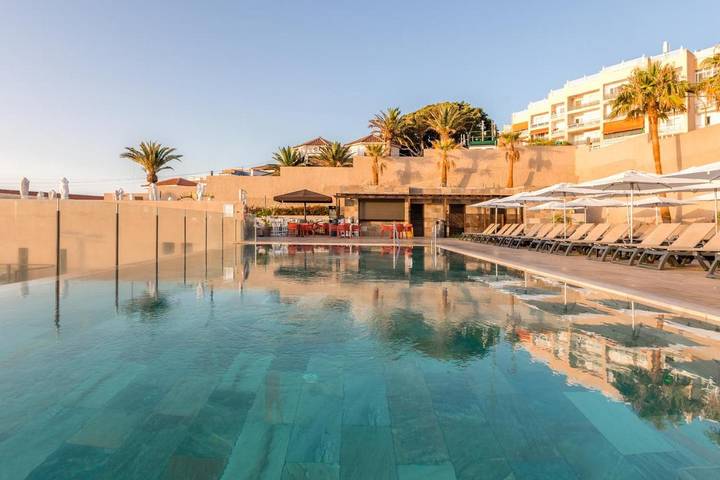 Hôtel pour 2 personnes, avec jardin ainsi que jacuzzi et piscine