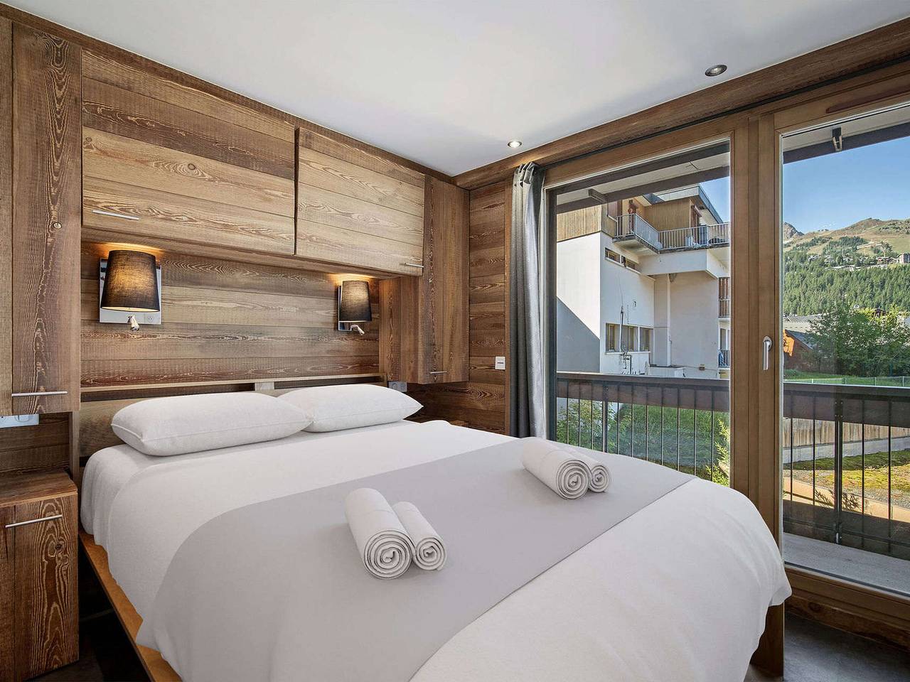 Apartamento entero, Apartamento renovado cerca de las pistas con vista a las montañas y acomodaciones para 6 personas in Courchevel 1650 (Moriond), Saint-Bon-Tarentaise
