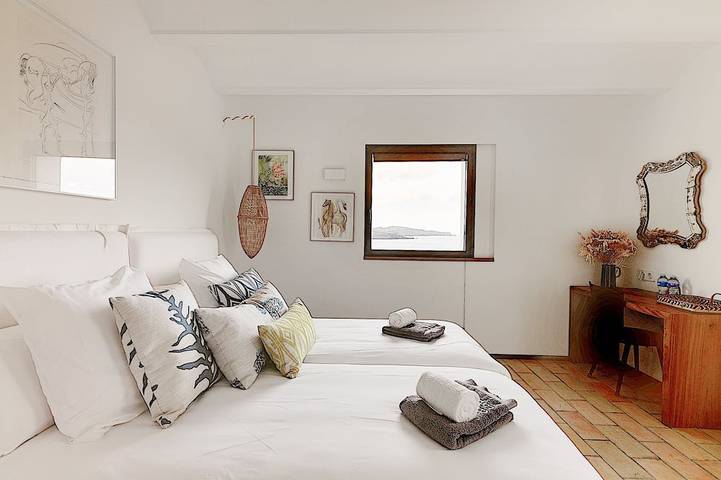 Ferienhaus für 20 Personen, mit Terrasse und Garten in Cadaques - 4