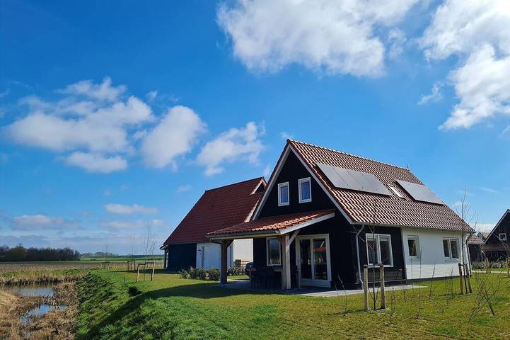 Ferienhaus für 6 Personen, mit Terrasse und Garten