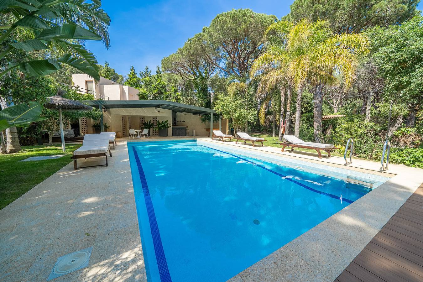 Homeholidaysrentals Acuarela - Costa Barcelona in Urbanizacion Montcabrer, Cabrils