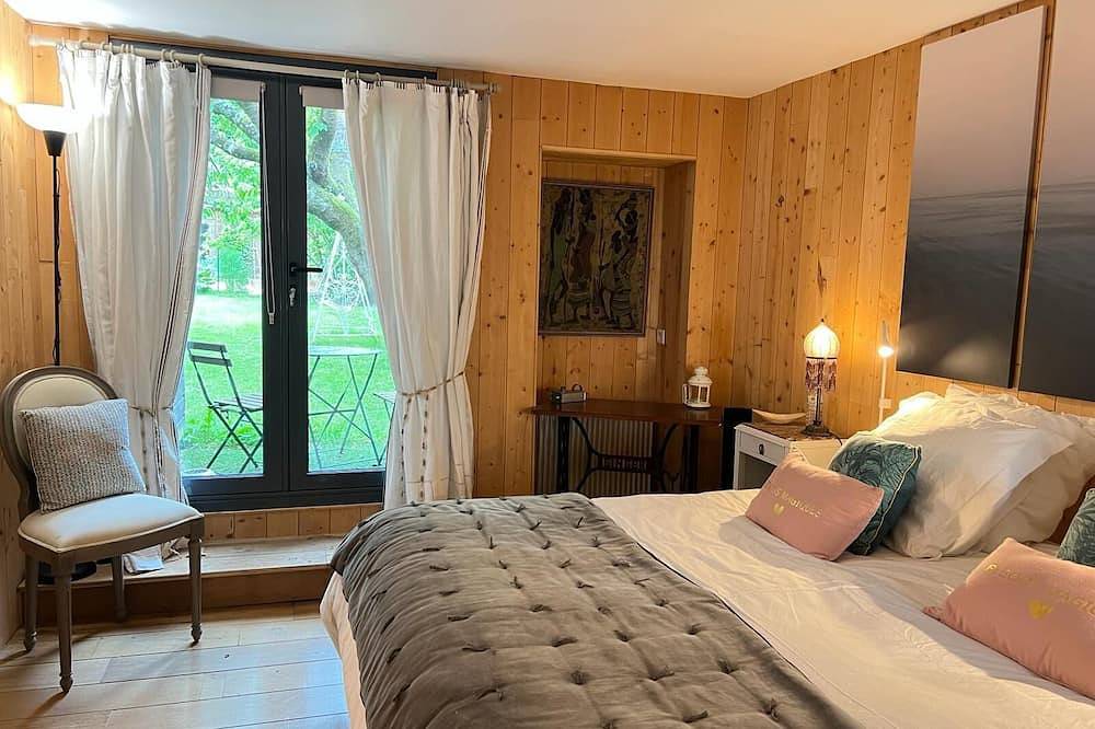 Hidden gem in Bayeux : 3 bedrooms, backyard and spa -  king and queen size beds in Bayeux, Bayeux und Umgebung