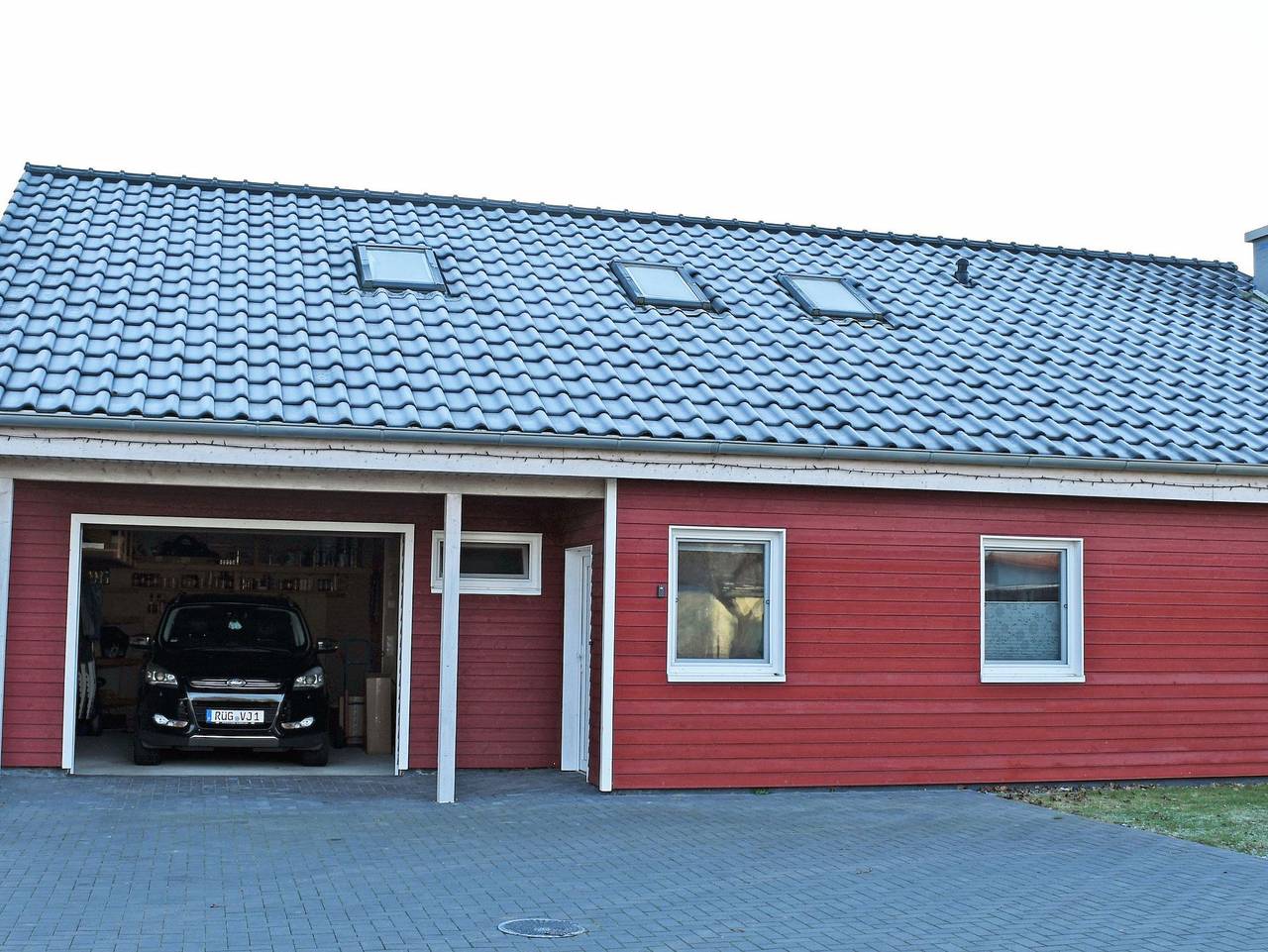 Ganze Ferienwohnung, Trenter Fewo mit Sonnenterrasse - Trenter Fewo mit Sonnenterrasse in Trent, Rügen