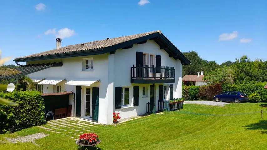 Apartamento de vacaciones para 4 personas, con vistas y jardín - 1