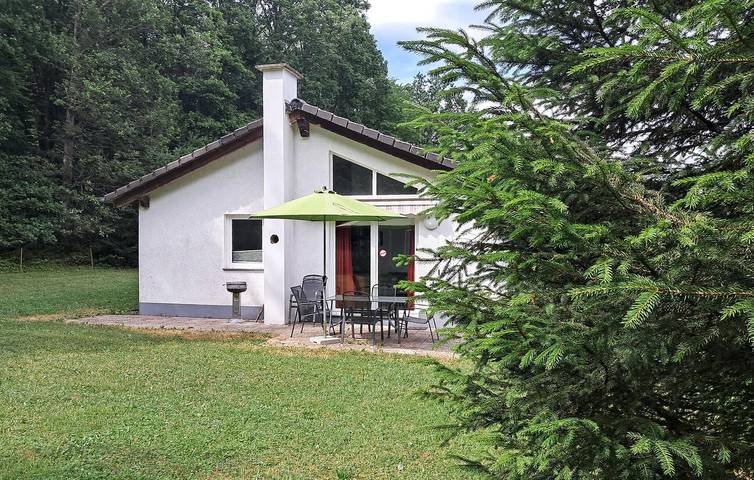 Bungalow für 6 Personen, mit Terrasse in der Eifel