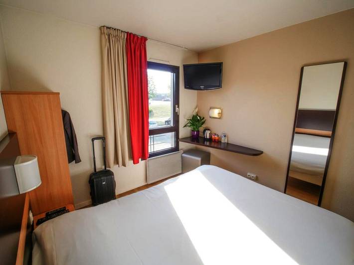 Hôtel pour 4 personnes, avec terrasse et jardin