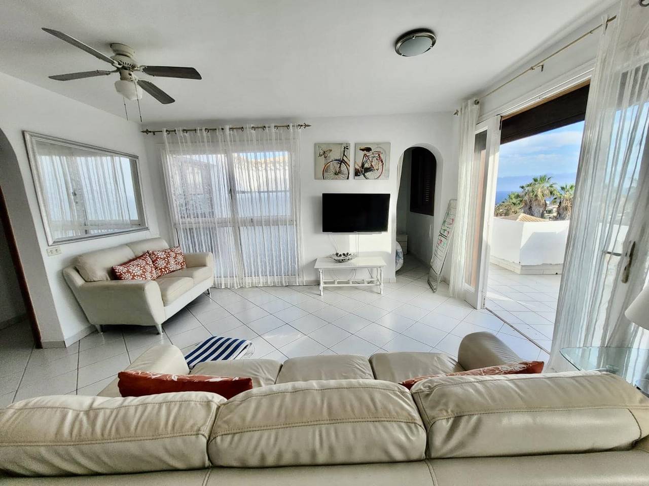 Ganze Wohnung, Ferienwohnung für 5 Personen mit Pool in Golf del Sur, San Miguel de Abona