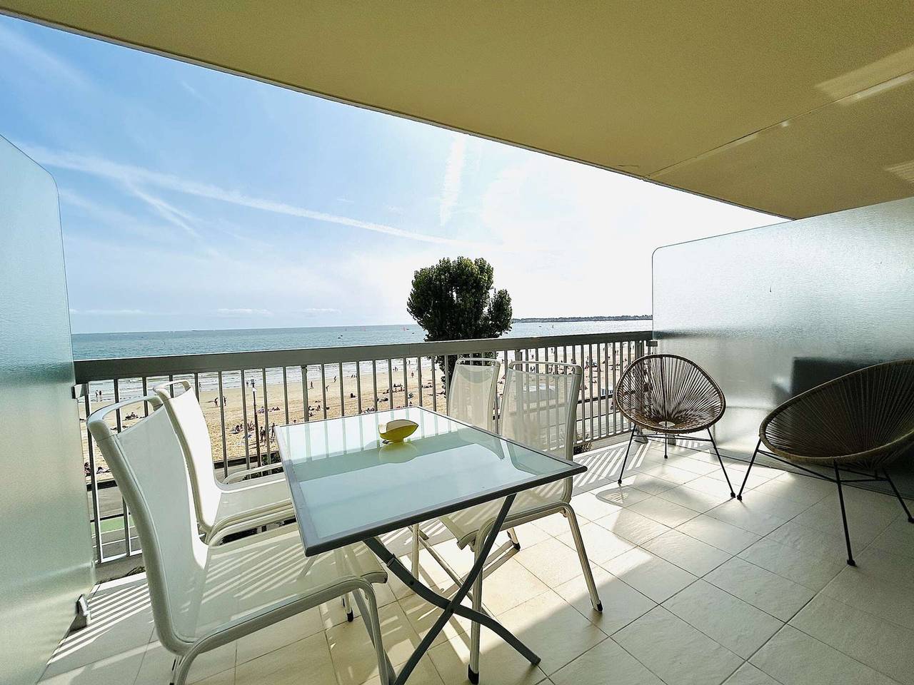 Appartement entier, Appartement 2 pièces face mer avec terrasse et parking privatif - La Baule in La Baule-Escoublac, Côte d'Amour