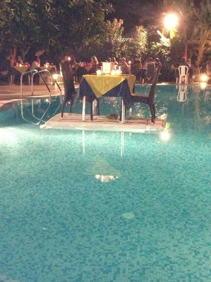 Location de vacances pour 3 personnes, avec piscine et jardin à Zambrone - 4