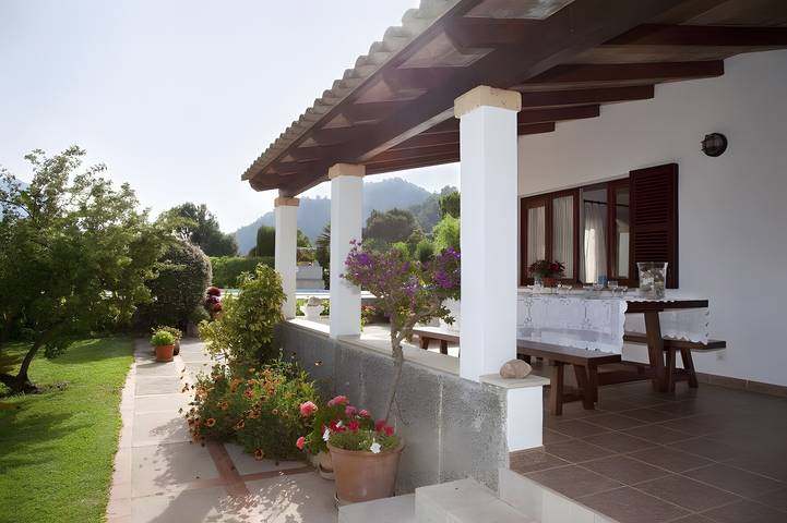 Villa 'Camp De L'Alzina' with Mountain View, Wi-Fi and Air Conditioning in Torrent de la Vall d'en Marc, Pollença