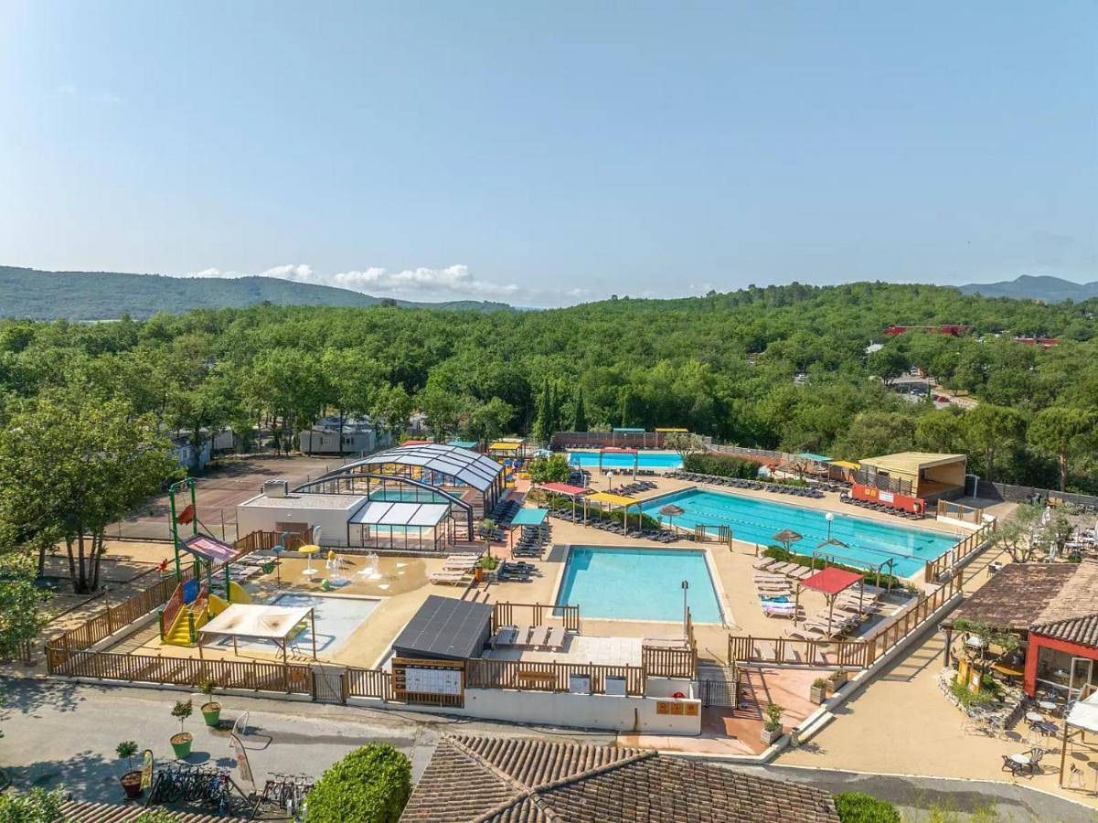 Camping Domaine de Chaussy in Lagorce, Ardèche