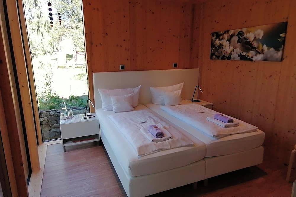 Ganze Wohnung, Doppelzimmer Haupthaus mit 20 qm, max. für 2 Personen in Herbstein, Vogelsberg Region