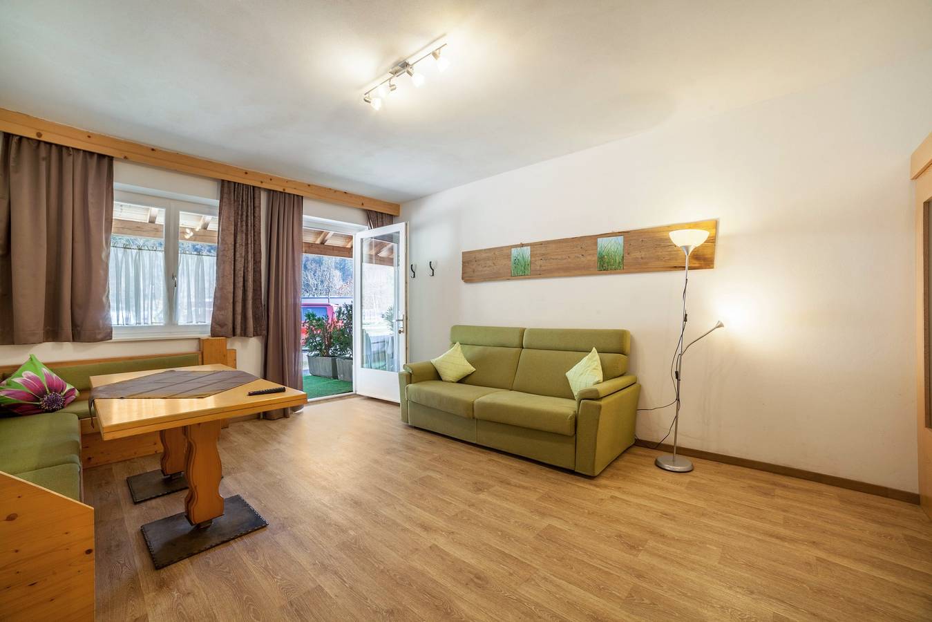 Ganze Wohnung, Ferienwohnung "Camping Passeier Lavendel" mit Bergblick & Wlan in Saltaus, St. Martin in Passeier